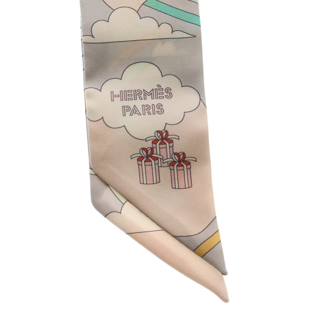 HERMES(エルメス) ツイリー 空飛ぶカレ シルクスカーフ ピンクベージュ レディース