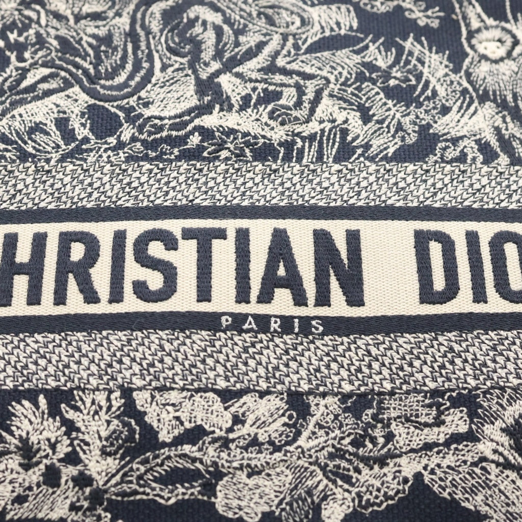Christian Dior(クリスチャンディオール) ブックトート ラージ トワル ドゥ ジュイ リバース エンブロイダリー ハンドバッグ トートバッグ ネイビー ジャガード M1286ZRGO_M35I レディース