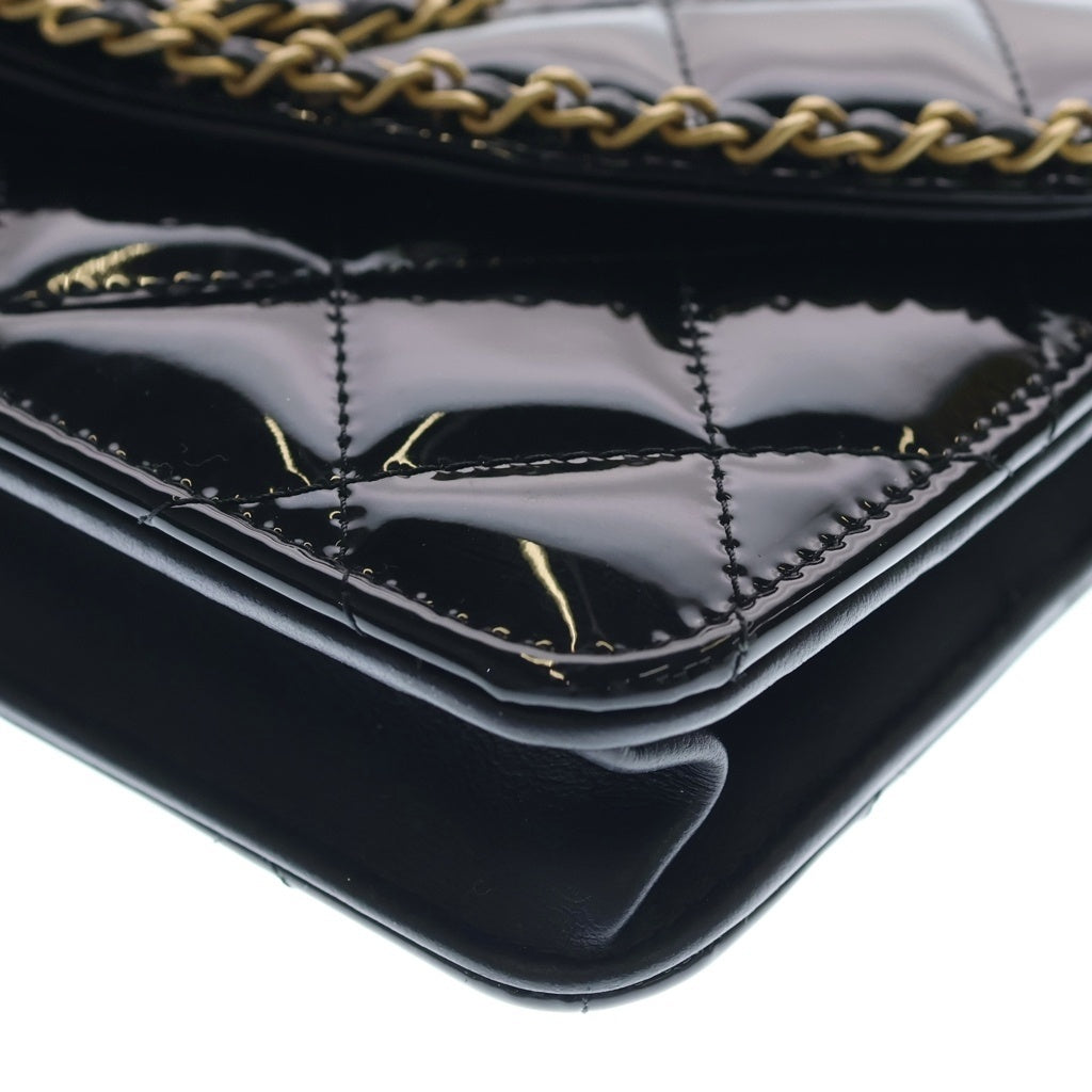 CHANEL(シャネル) マトラッセ パテント ハート チェーンショルダーバッグ ミニバッグ ブラック パテント ゴールド金具 レディース