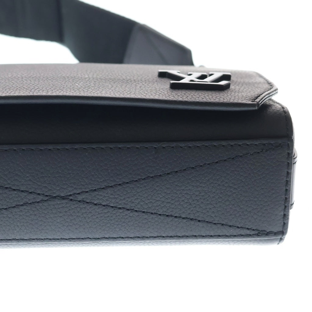 LOUIS VUITTON(ルイヴィトン) LVアエログラム テイクオフ メッセンジャー レザー ショルダーバッグ ブラック M24769