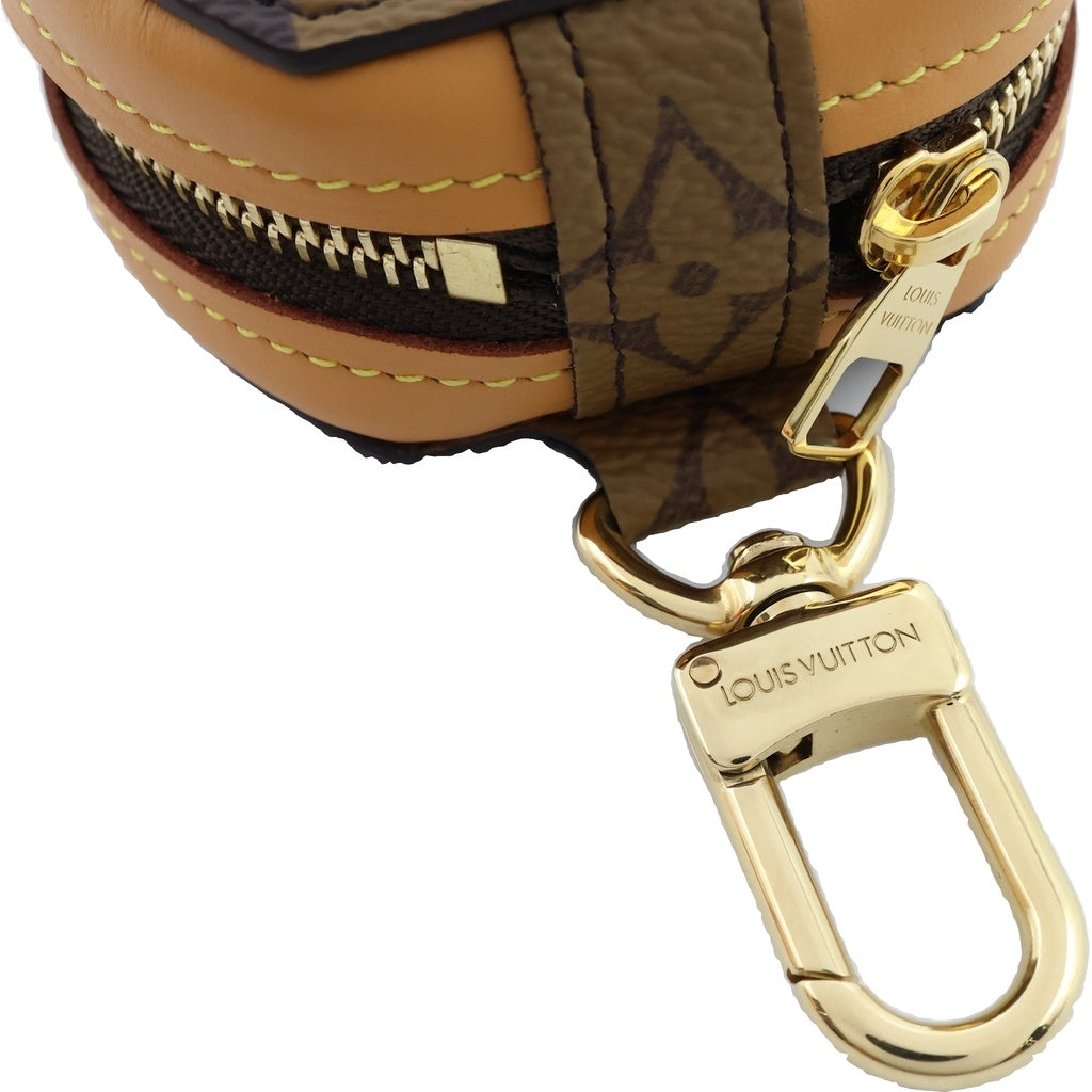 LOUIS VUITTON(ルイヴィトン) ×NIGO エテュイ・イヤホン モノグラム ストライプ ポーチ バッグチャーム ブラウン PVC GI0716 ゴールド金具 レディース