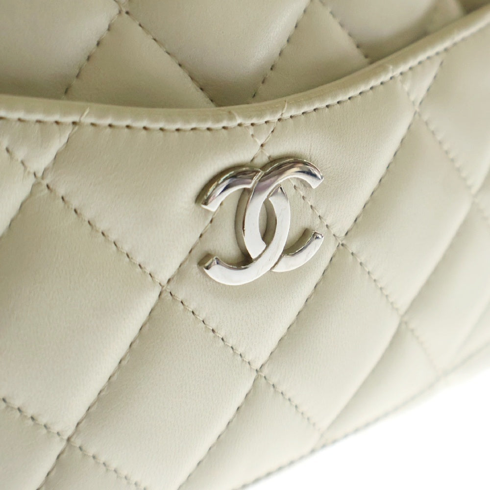 CHANEL(シャネル) マトラッセ ココマーク チェーン ワンショルダーバッグ ホワイト ラムスキン レザー シルバー金具