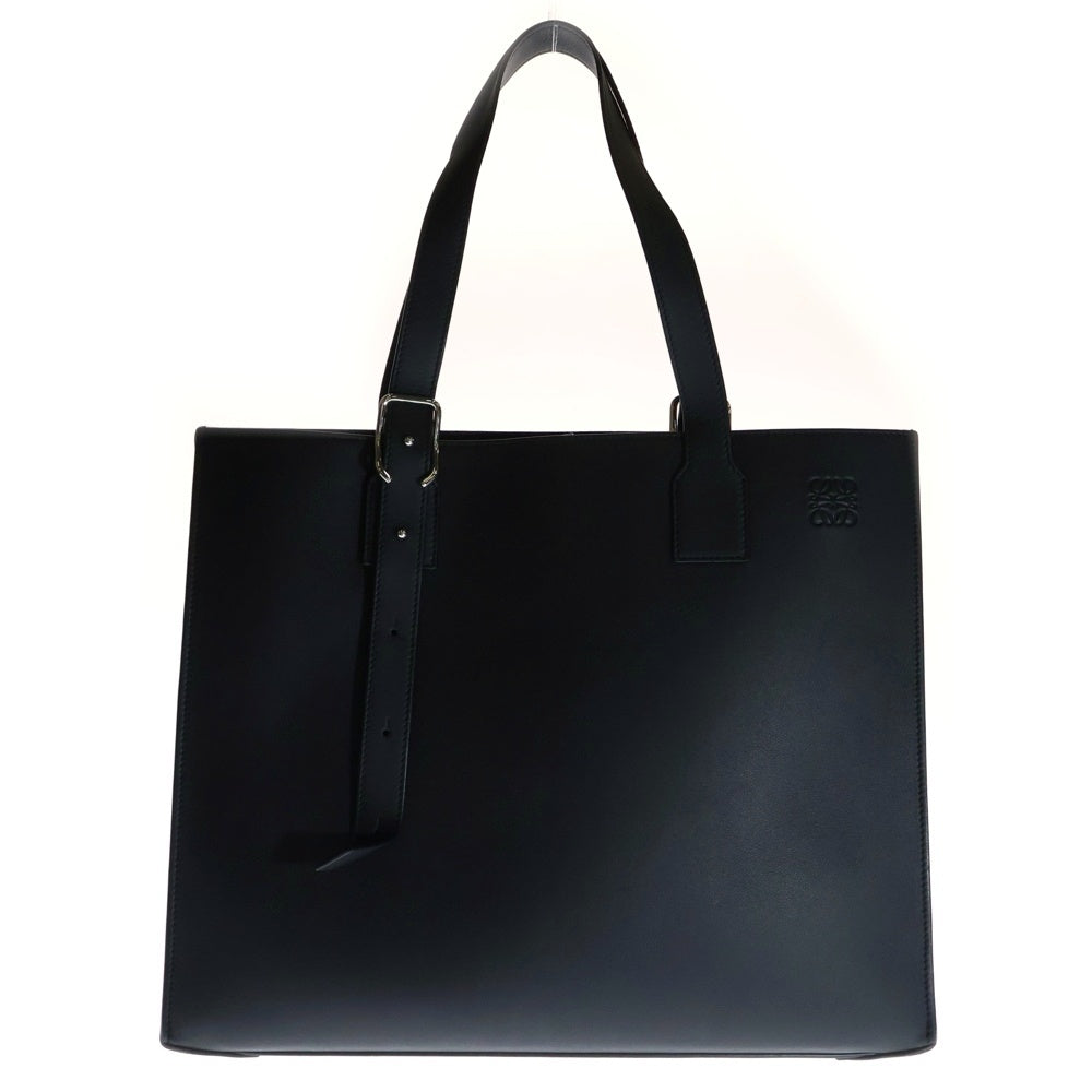 LOEWE(ロエベ) バックル ホリゾンタル アナグラム エンボスロゴ カーフレザー トートバッグ ブラック B692K96X06