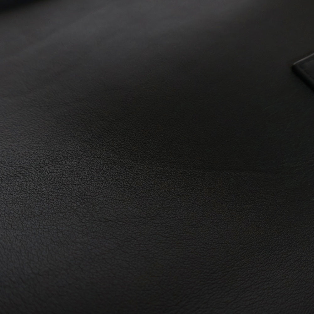 LOEWE(ロエベ) バックル ホリゾンタル アナグラム エンボスロゴ カーフレザー トートバッグ ブラック B692K96X06