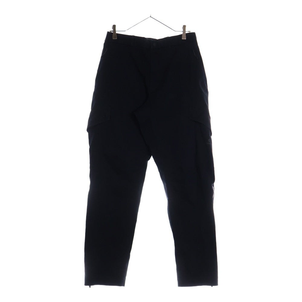 MONCLER(モンクレール) 22SS PANTALONE SPORTIVO ラバーワッペンロゴ マルチポケット ストレッチ コットン テーパード カーゴパンツ ブラック H10912A00003 54A1U