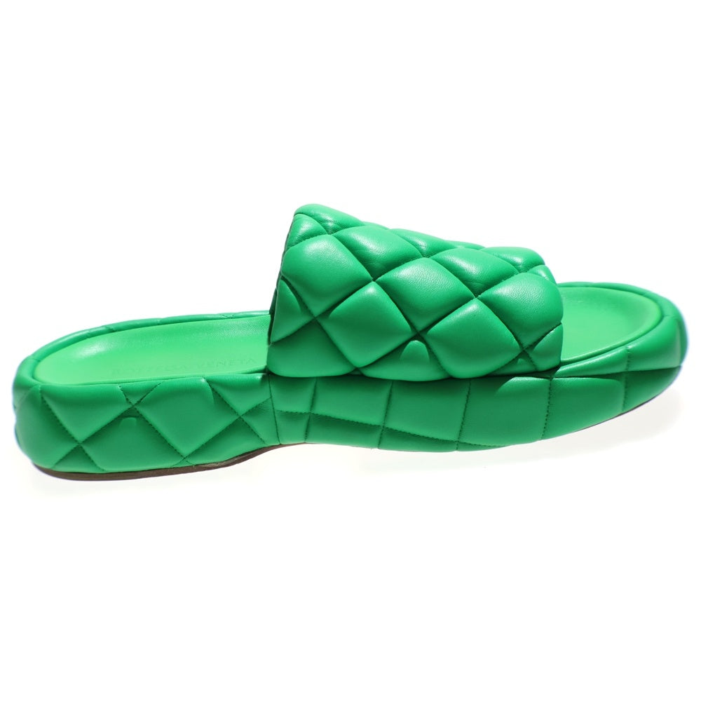 BOTTEGA VENETA(ボッテガヴェネタ) パデット マキシイントレチャート レザー キルティング フラットサンダル シューズ ベナッシ グリーン