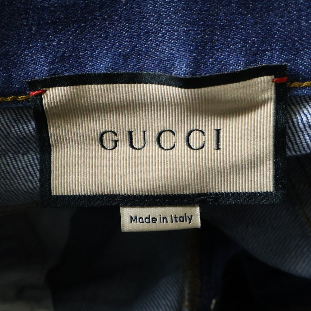 GUCCI(グッチ) ヴィンテージロゴ レザーパッチ ボタンフライ ウォッシュ加工 テーパード デニムパンツ ジーンズ インディゴ 408637