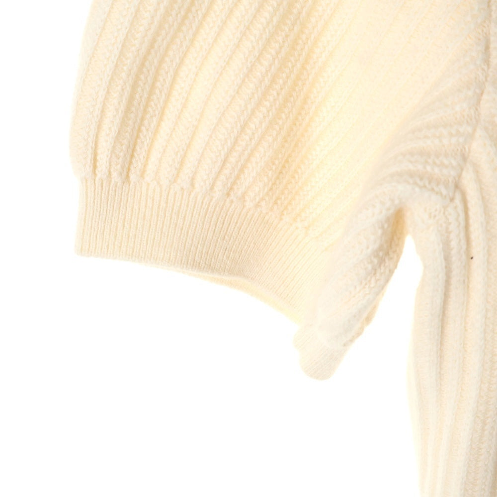 GUCCI(グッチ) ワッペンロゴ コットン リブニット 半袖 ポロシャツ セーター アイボリー 692863