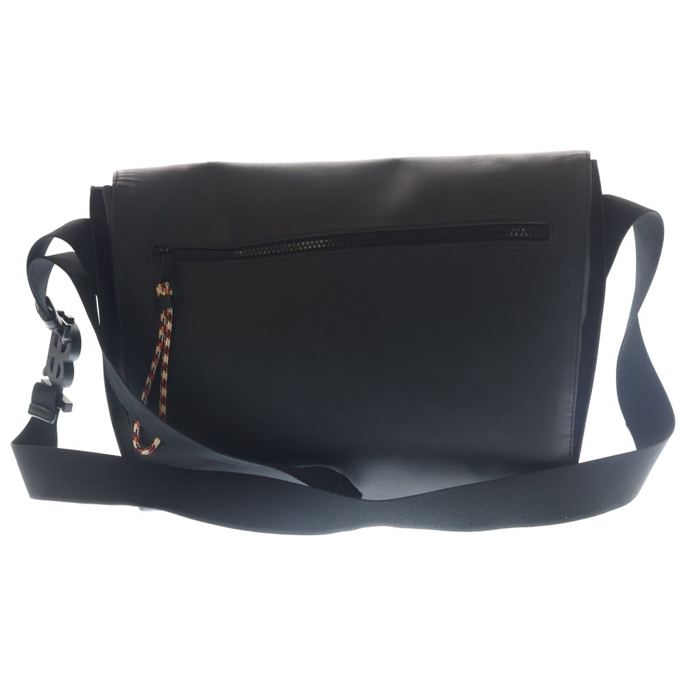 BURBERRY(バーバリー) ホースフェリー ショルダーバッグ ブラック ブラック金具