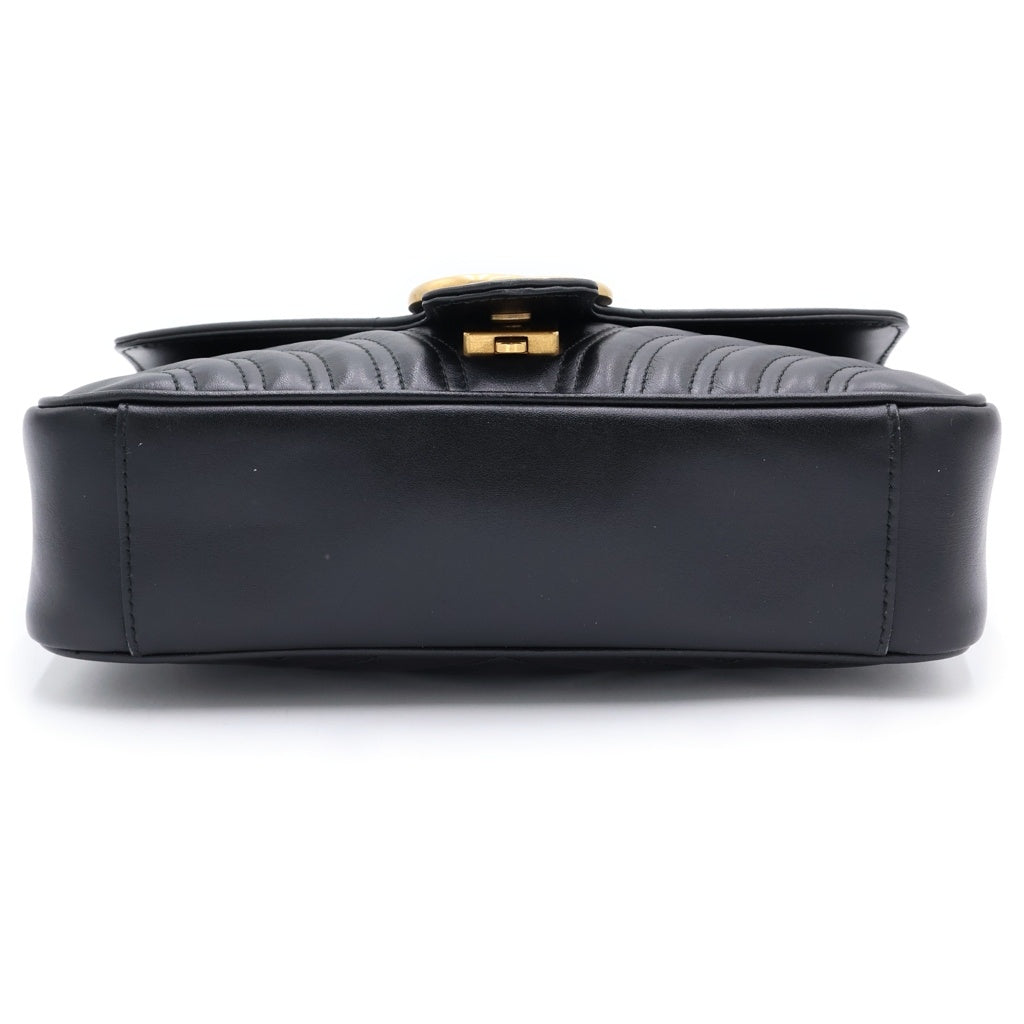GUCCI(グッチ) GGマーモント キルティング レザー ゴールド金具 チェーン ショルダーバッグ ブラック 443497 レディース