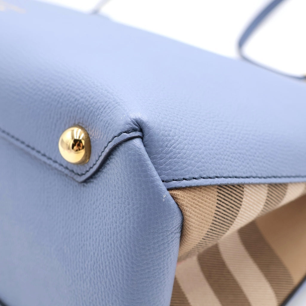 BURBERRY(バーバリー) ノバチェック バナートートミディアム レザー キャンバス 2WAY ハンドバッグ ショルダーバッグ トートバッグ ブルー レディース