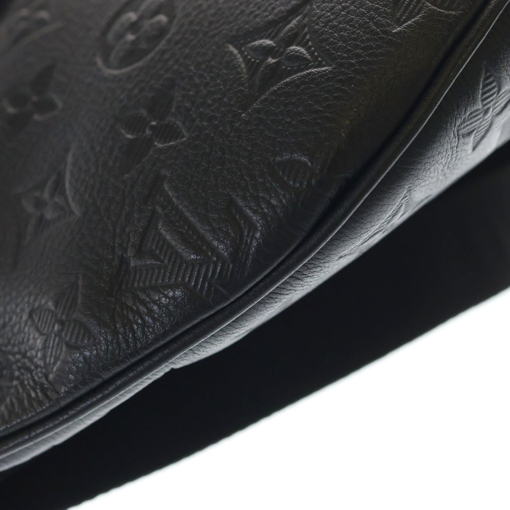 LOUIS VUITTON(ルイヴィトン) モノグラムシャドウ ディスカバリー バムバッグPM レザー ボディ ショルダーバッグ ブラック M46036