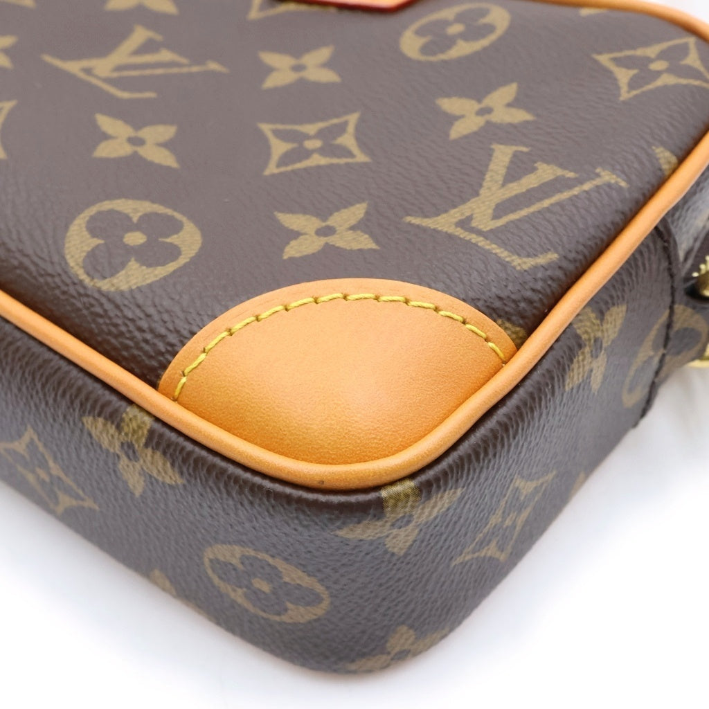 LOUIS VUITTON(ルイヴィトン) モノグラム トロカデロ ウェアラブル ウォレット ショルダーバッグ ブラウン PVCレザー M14058 RFID レディース