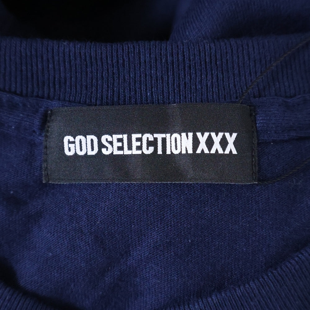 GOD SELECTION XXX(ゴッドセレクショントリプルエックス) x FRAGMENT フロント プリント Tシャツ 半袖カットソー ネイビー GX-S25-12FST-06