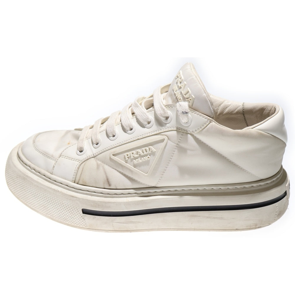 PRADA(プラダ) Re-Nylon 2EG376 ローカットトライアングルロゴ 