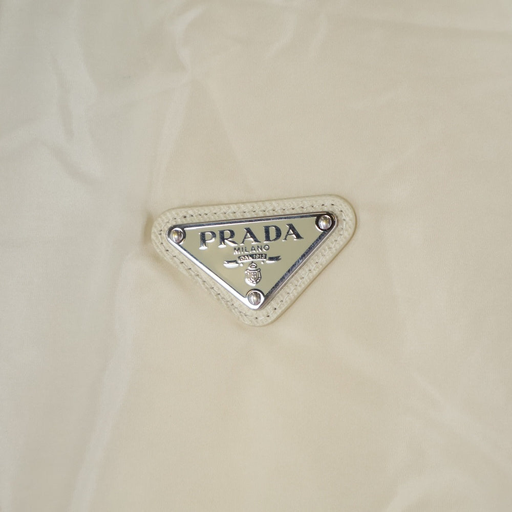 PRADA(プラダ) Re-Nylon PIUMA JACKET リナイロン ジップアップ中綿フーデッドブルゾン ジャケット アイボリー 292212