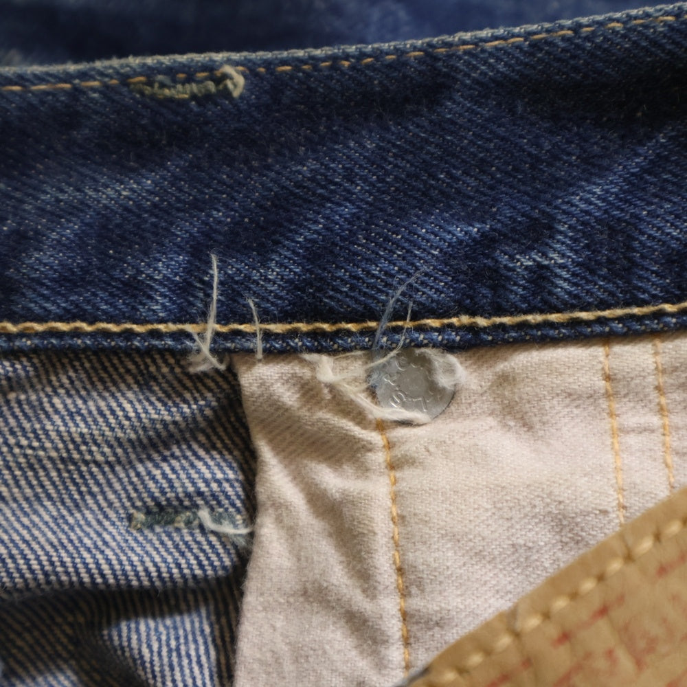 Levi's(リーバイス) 501 ATYPE CUT OFF BIGE 不均等V 両面タブ ボタン裏4 タイプ物 カットオフ Vステッチ ショートデニムパンツ ブルー レディース