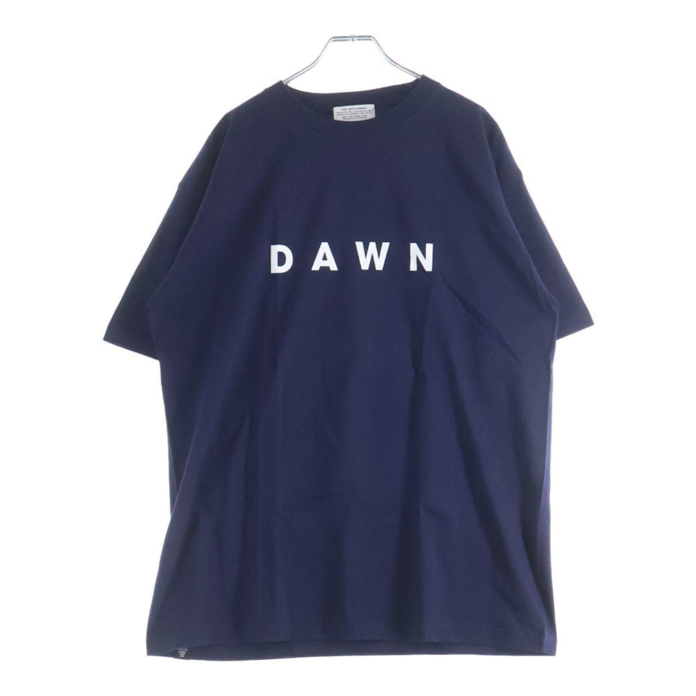 POET MEETS DUBWISE(ポエトミーツダブワイズ) DAWN TEE DAWTS-0310 プリント半袖Tシャツ ダークネイビー