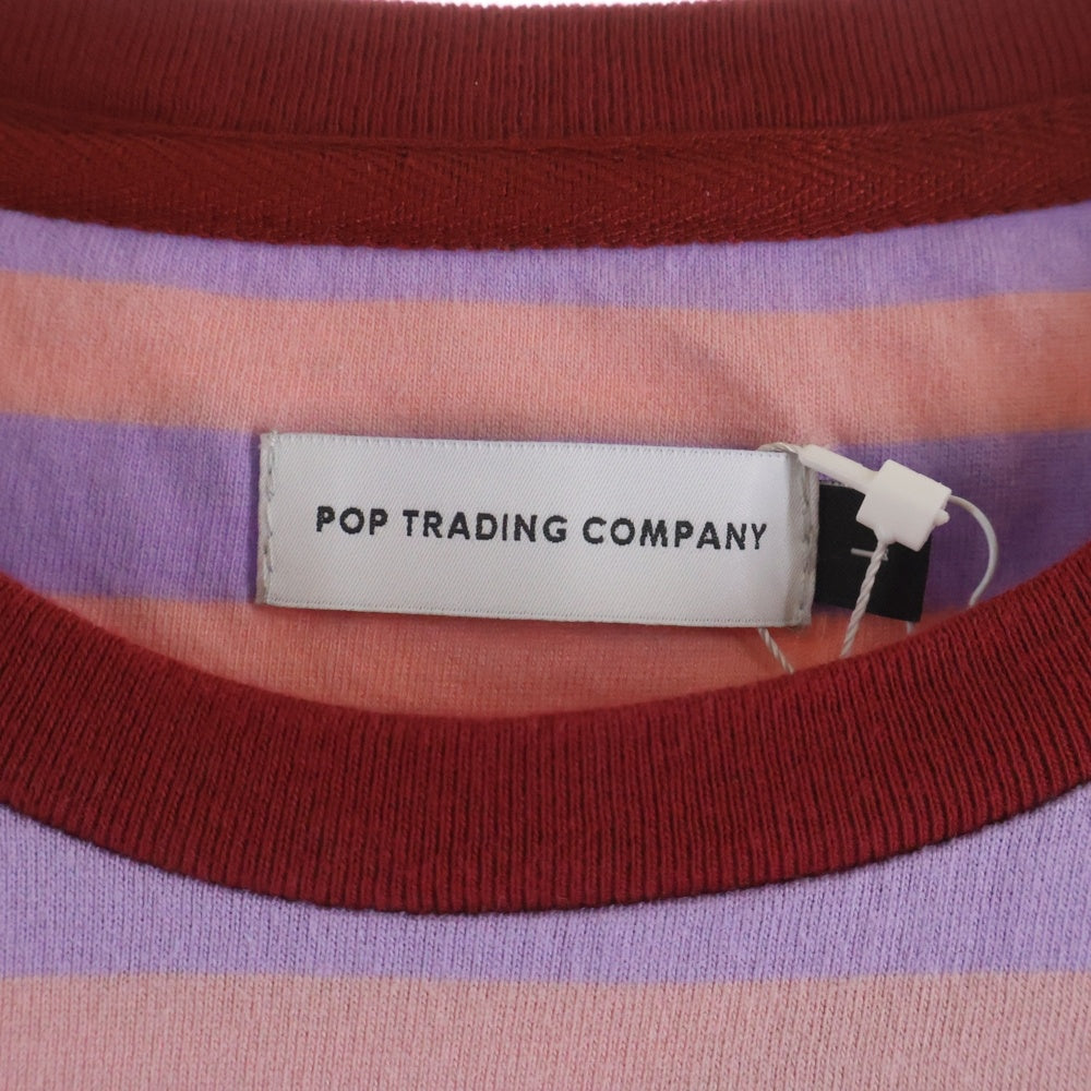 POP TRADING COMPANY(ポップトレーディングカンパニー) Striped Logo T-Shirt - Pink POPSS24_02-011 ストライプ ロゴ半袖Tシャツ ピンク