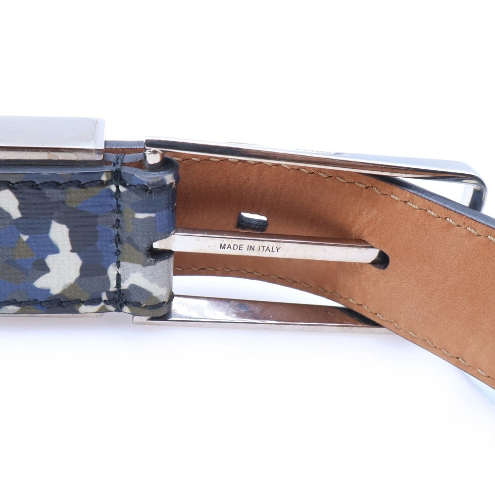 FENDI(フェンディ) モンスター バグズアイ カモ柄レザーベルト ブルー 160616501-74B