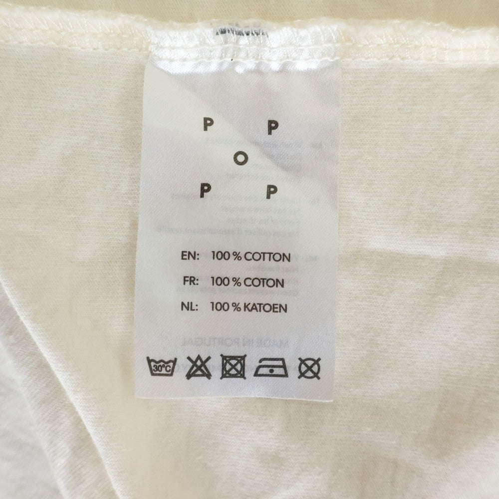 POP TRADING COMPANY(ポップトレーディングカンパニー) KEENAN T-SHIRT ロゴプリント リブカラー 半袖Tシャツ アイボリー/ライトブルー