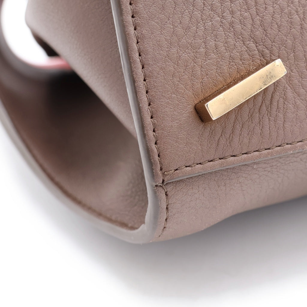 FERRAGAMO(フェラガモ) Hug ソフト バイカラー ワンショルダーバッグ(M) ブラウン/レッド レディース