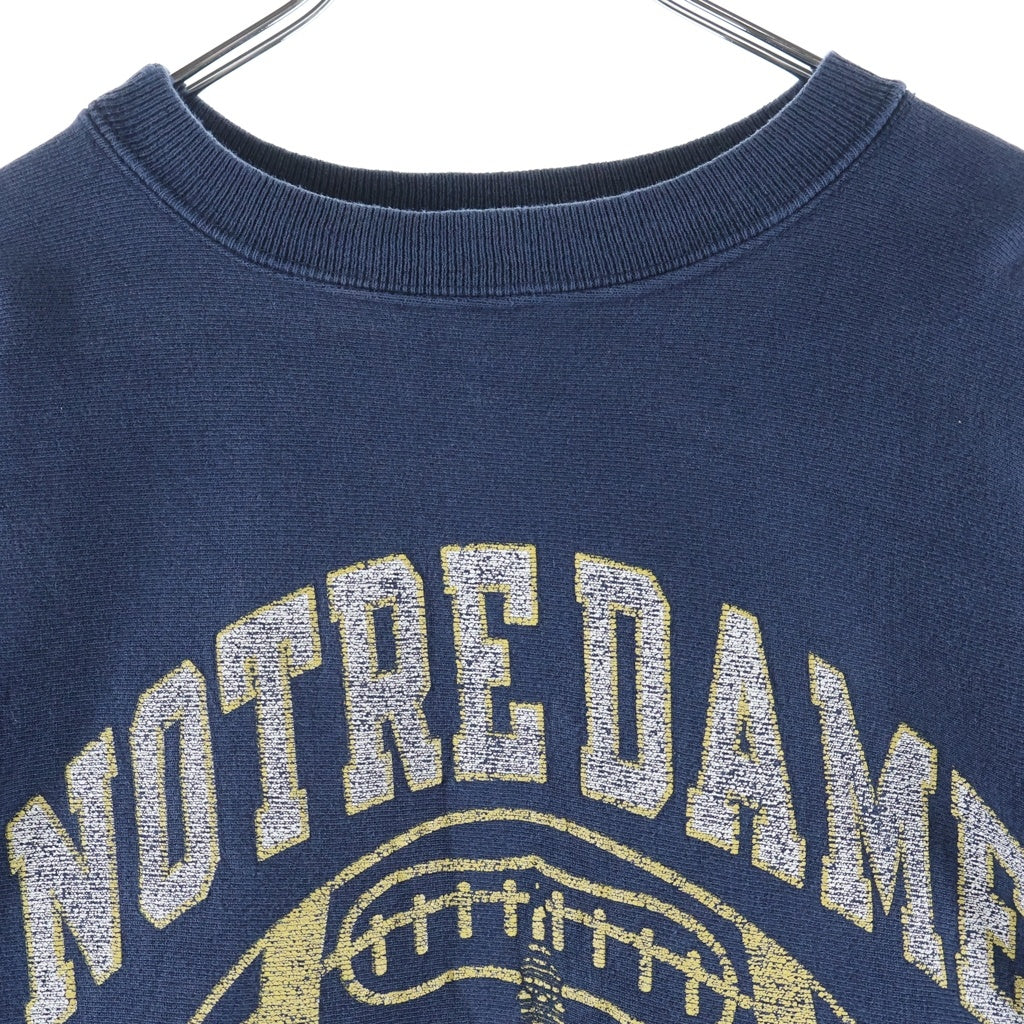 CHAMPION(チャンピオン) REVERSE WEAVE NOTRE DAME FOOTBALL リバースウィーブ 刺繍タグ フロントプリント クルーネック長袖スウェットトレーナー