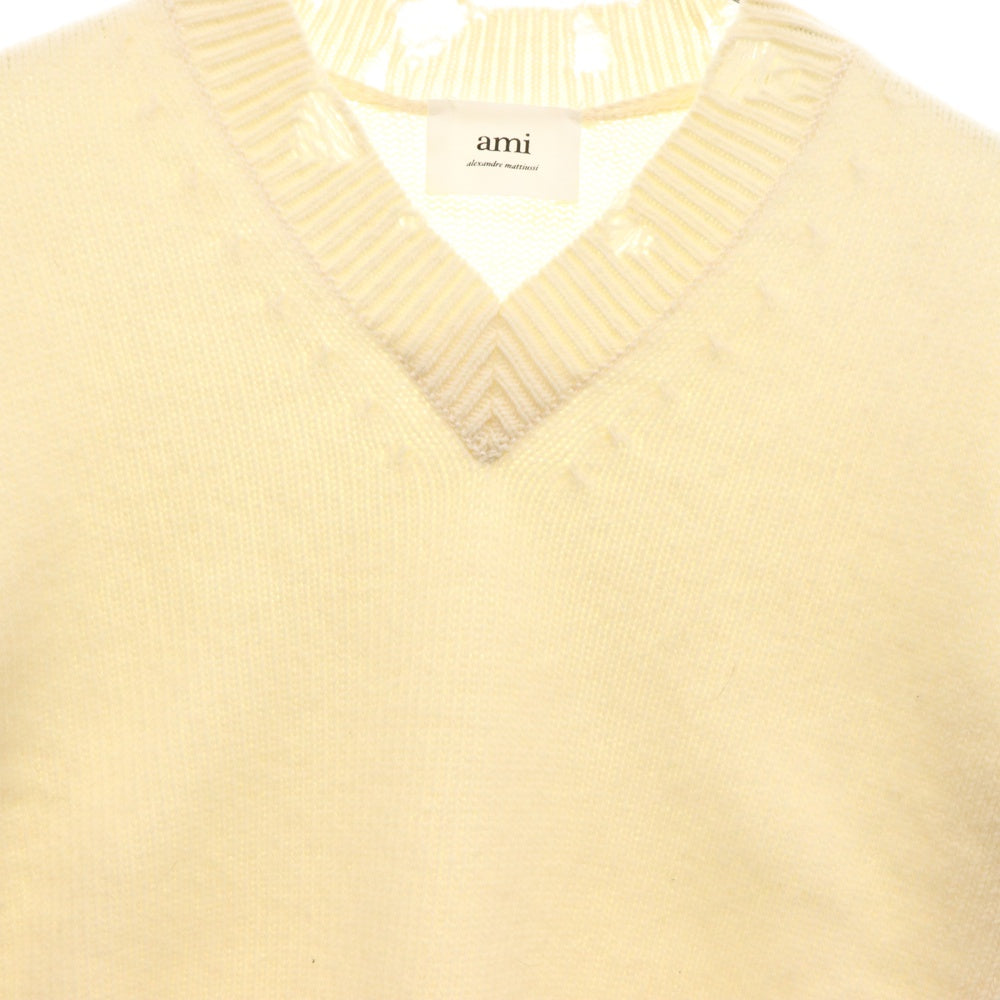 AMI Alexandre Mattiussi(アミアレクサンドルマテュッシ) Cut Out Sweater UKS227.KN016 カットアウトセーター ダメージ加工Vネックニット クリーム