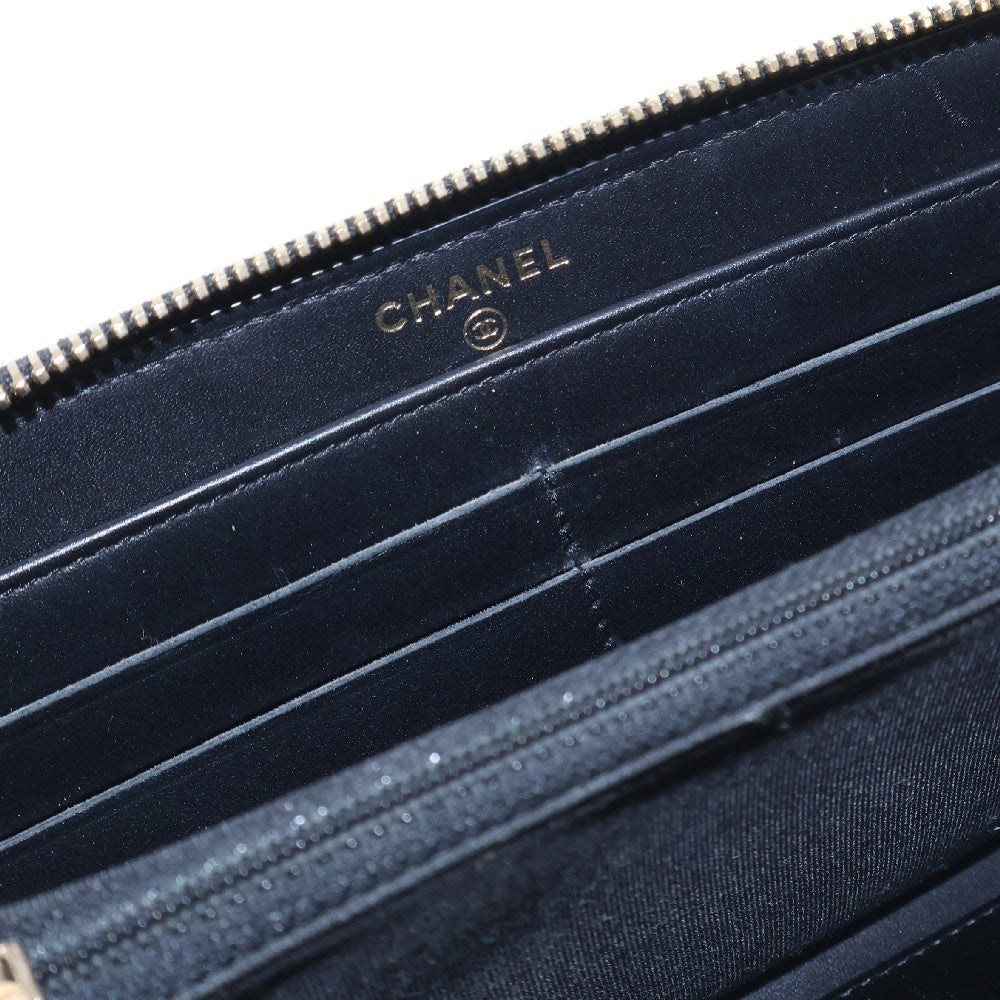 CHANEL(シャネル) ラウンドファスナー長財布 2.55 マトラッセ チャームエンブロイダリー ウォレット ブラック ラムスキン ブラック レディース A80445