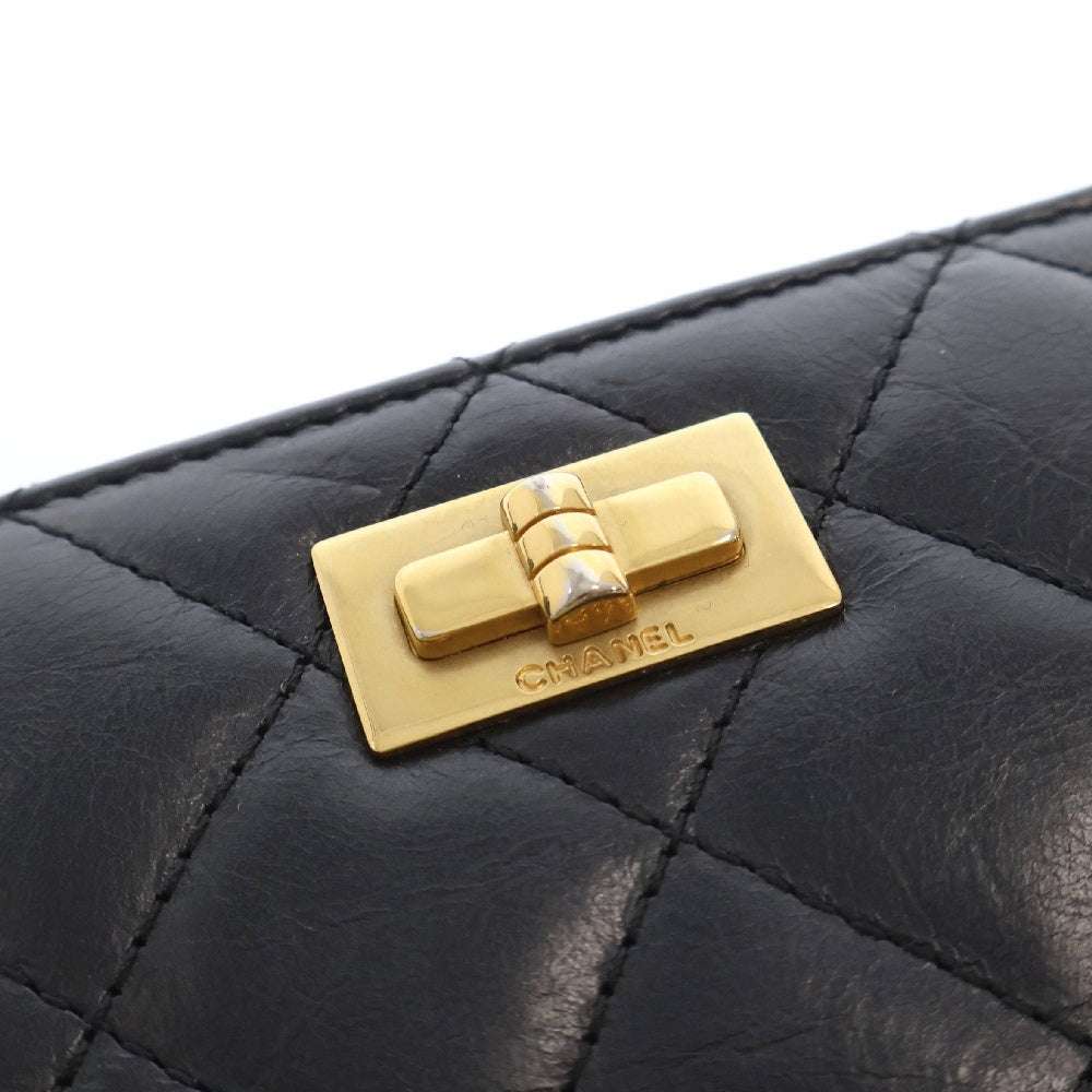 CHANEL(シャネル) ラウンドファスナー長財布 2.55 マトラッセ チャームエンブロイダリー ウォレット ブラック ラムスキン ブラック レディース A80445
