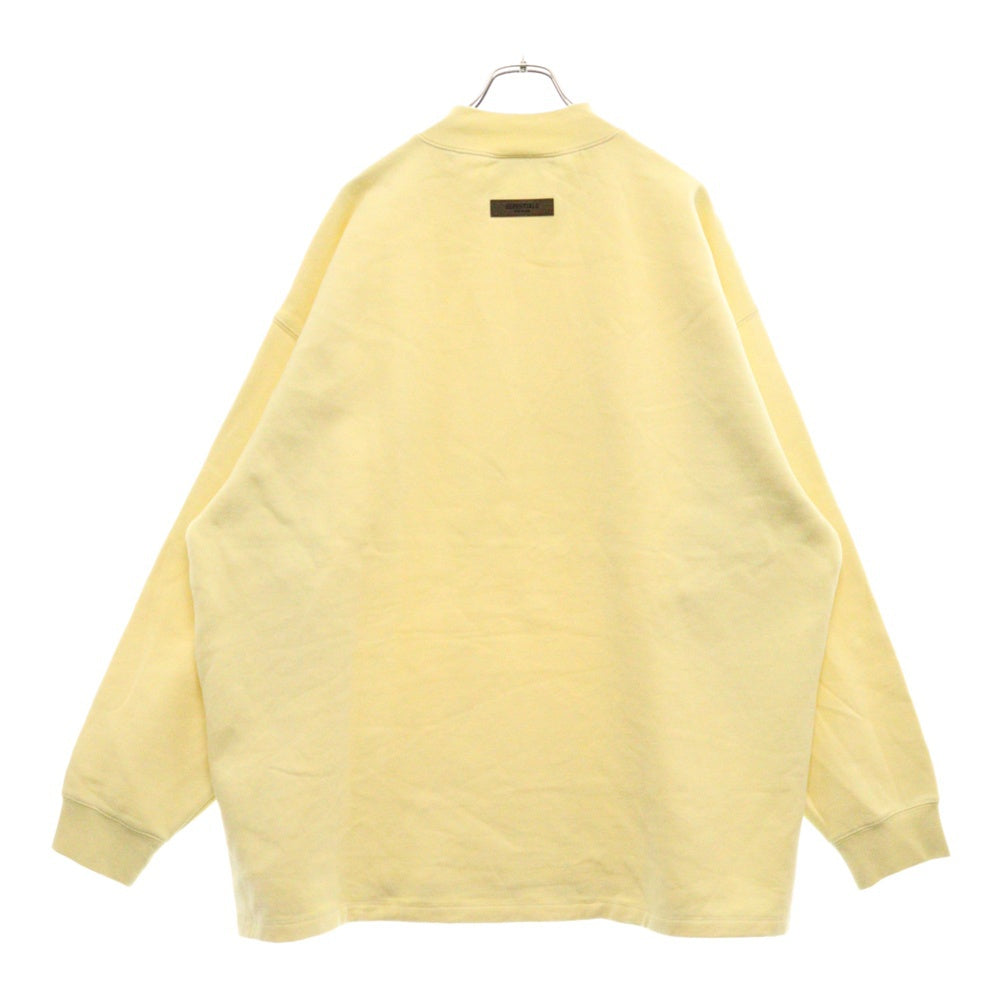FEAR OF GOD ESSENTIALS(フィアオブゴッド エッセンシャルズ) HI NECK SWEATSHIRT フェルトロゴ ハイネックスウェットトレーナー イエロー
