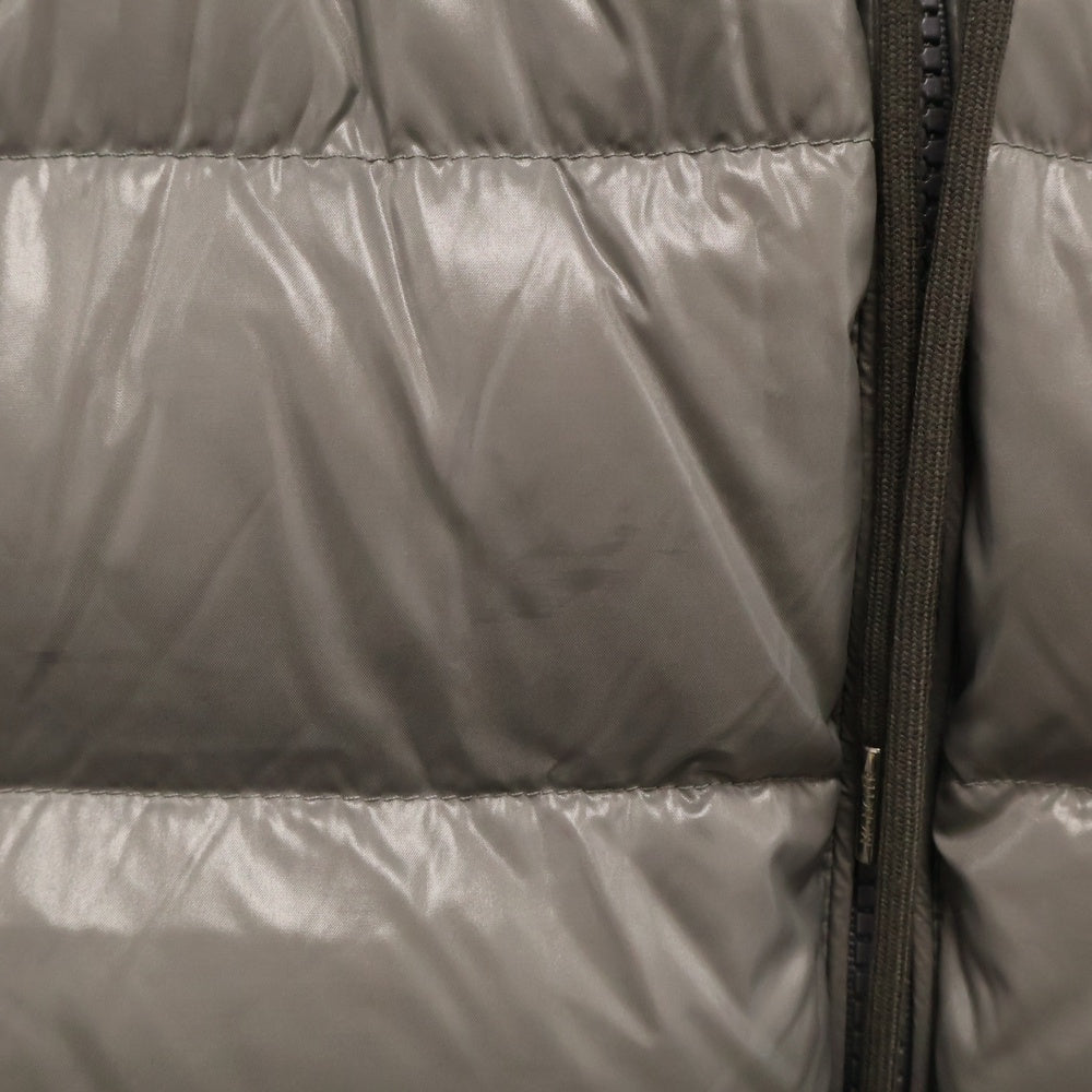 MONCLER(モンクレール) LANOUX ロゴワッペン ダウンベストアウター グレー D20914333005