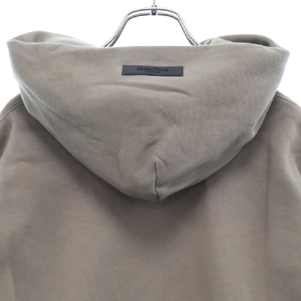 FEAR OF GOD ESSENTIALS(フィアオブゴッド エッセンシャルズ) HOODIE フロントフェルトロゴ プルオーバースウェットパーカー フーディー ブラウン