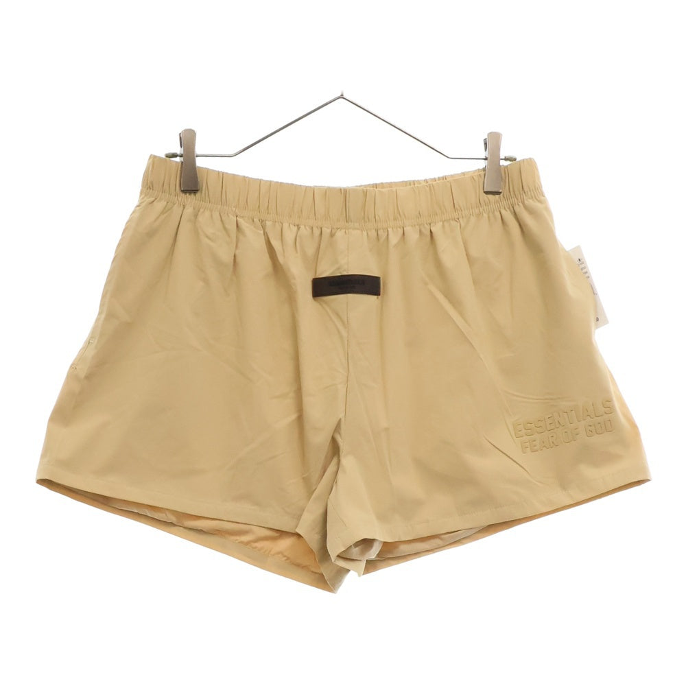 FEAR OF GOD ESSENTIALS(フィアオブゴッド エッセンシャルズ) SHORT PANTS ラバーロゴ ナイロンハーフパンツ ショーツ ベージュ