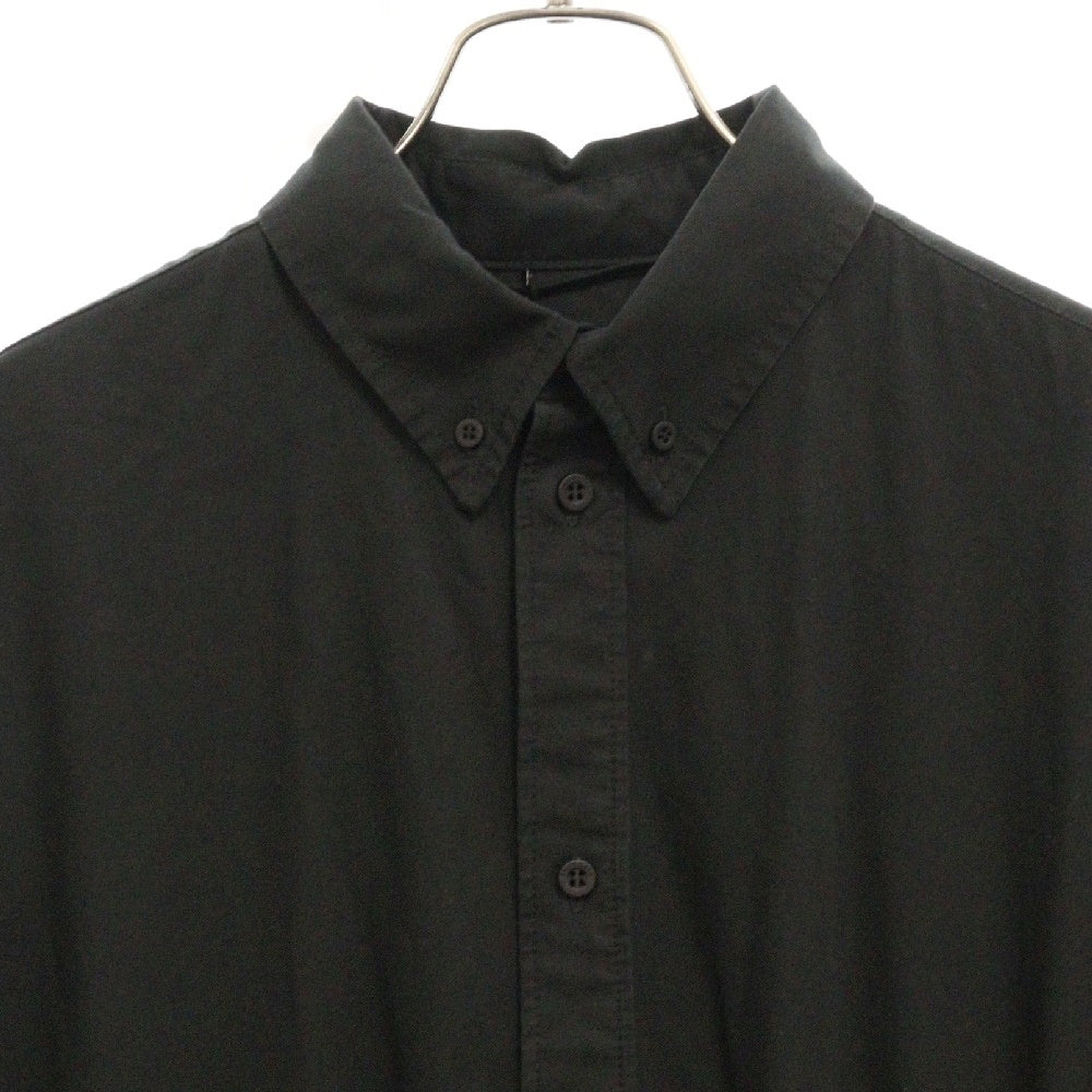 BALENCIAGA(バレンシアガ) UNISEX PATCHED CARGO SHIRT カーゴポケット付き ボタンダウンシャツジャケット ブラック 720102 TNP04