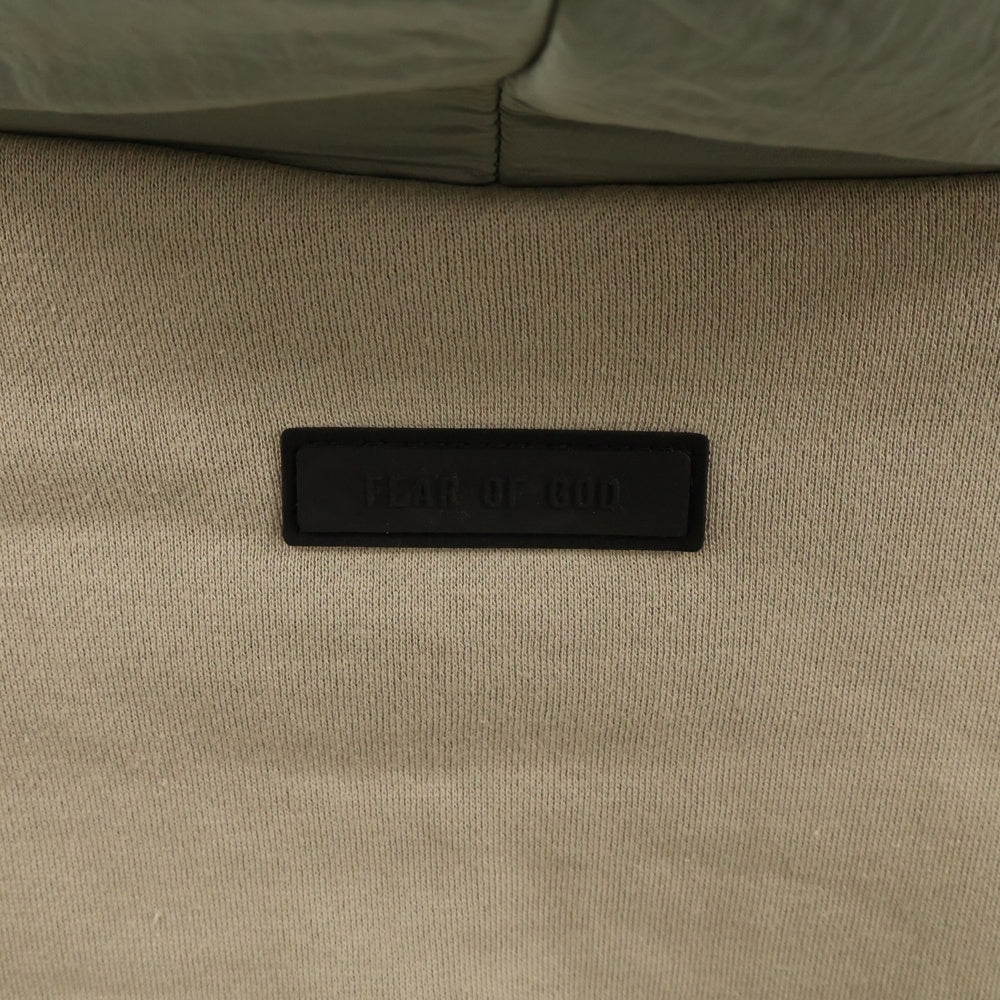 FEAR OF GOD ESSENTIALS(フィアオブゴッド エッセンシャルズ) HOODIE フロントラバーロゴ ナイロン切替 プルオーバースウェットパーカー フーディー ベージュ