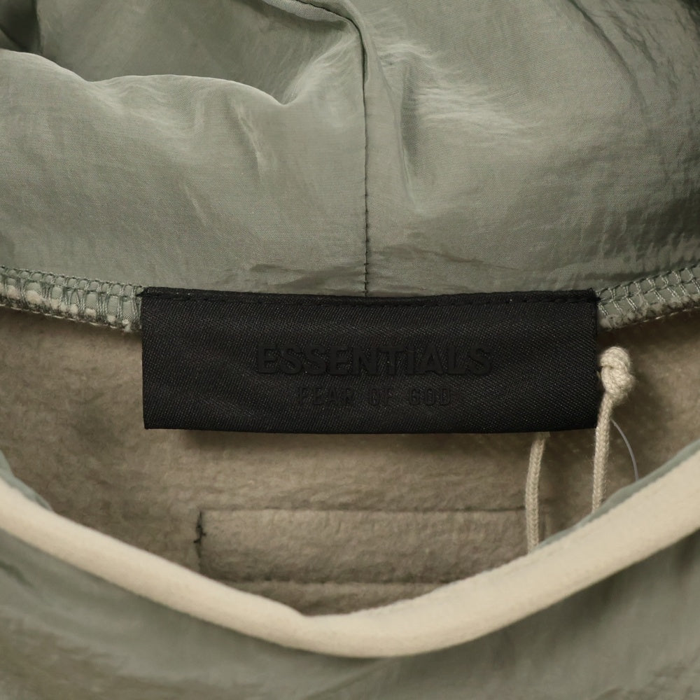 FEAR OF GOD ESSENTIALS(フィアオブゴッド エッセンシャルズ) HOODIE フロントラバーロゴ ナイロン切替 プルオーバースウェットパーカー フーディー ベージュ