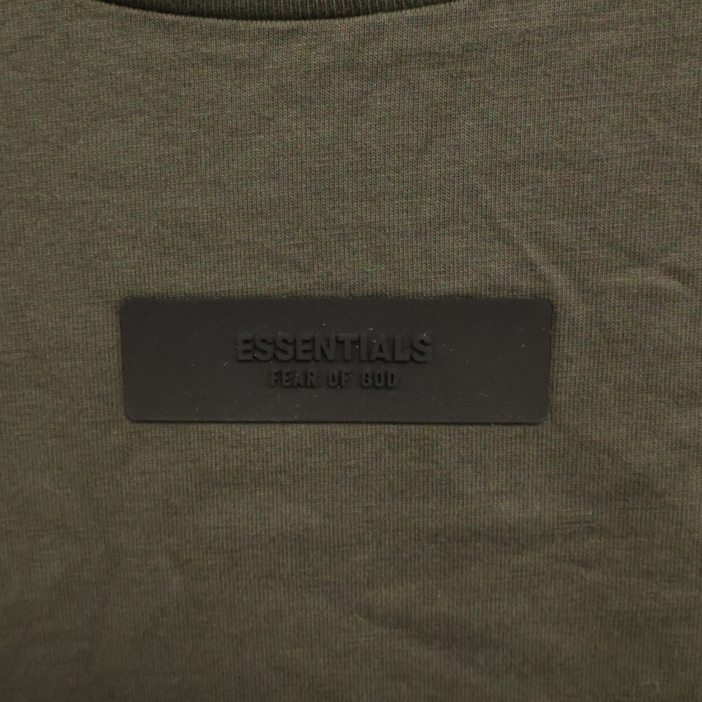 FEAR OF GOD ESSENTIALS(フィアオブゴッド エッセンシャルズ) S/S T-SHIRT ラバーロゴプリント半袖Tシャツ カーキ