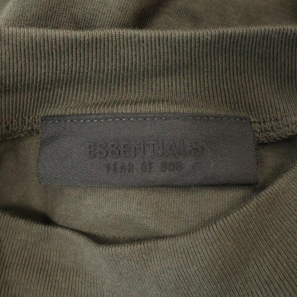 FEAR OF GOD ESSENTIALS(フィアオブゴッド エッセンシャルズ) S/S T-SHIRT ラバーロゴプリント半袖Tシャツ カーキ