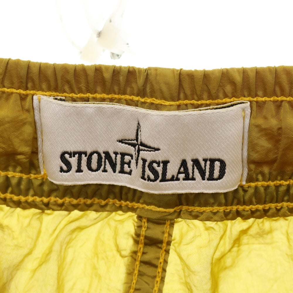 STONE ISLAND(ストーンアイランド) RE-T Nylon Metal In Econyl ロゴワッペン ナイロンメタルパンツ イエロー 761531021