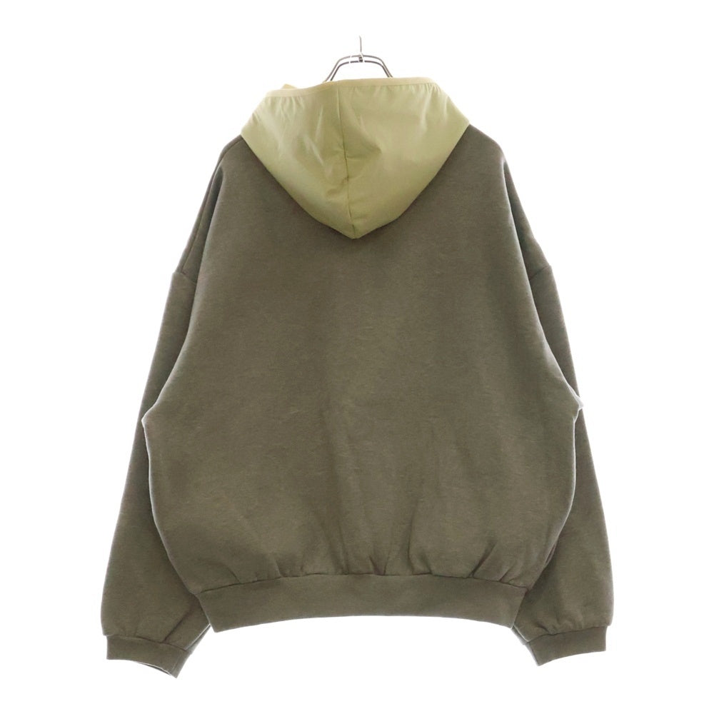 FEAR OF GOD ESSENTIALS(フィアオブゴッド エッセンシャルズ) HOODIE フロントフェルトロゴ ナイロン切替プルオーバースウェットパーカー フーディー グレー