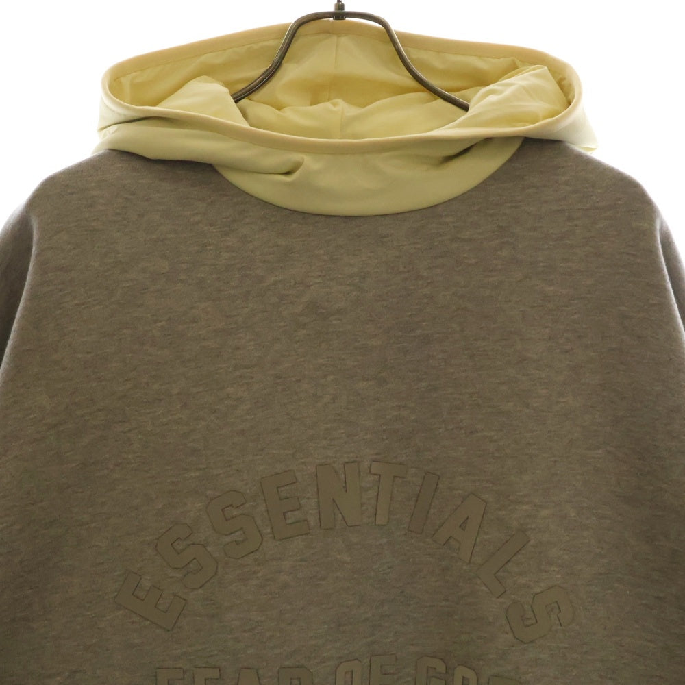 FEAR OF GOD ESSENTIALS(フィアオブゴッド エッセンシャルズ) HOODIE フロントフェルトロゴ ナイロン切替プルオーバースウェットパーカー フーディー グレー