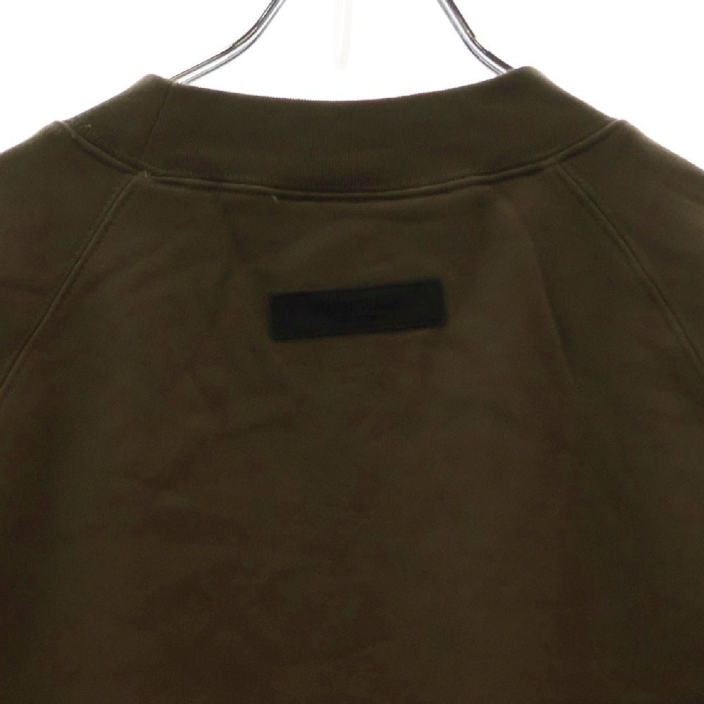 FEAR OF GOD ESSENTIALS(フィアオブゴッド エッセンシャルズ) SWEATSHRT フロントラバーロゴ クルーネックスウェットトレーナー ブラウン