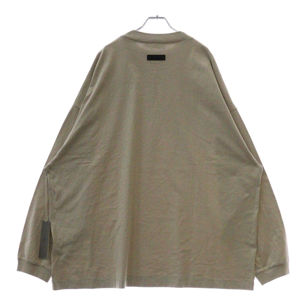 FEAR OF GOD ESSENTIALS(フィアオブゴッド エッセンシャルズ) L/S T-SHIRT フロントロゴ 長袖Tシャツ ロンT ベージュ