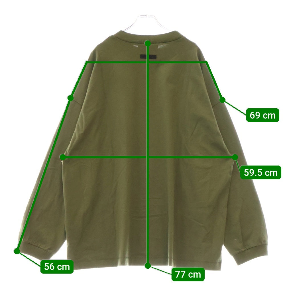 FEAR OF GOD ESSENTIALS(フィアオブゴッド エッセンシャルズ) L/S T-SHIRT フロントプリント長袖Tシャツ ロンT カーキ