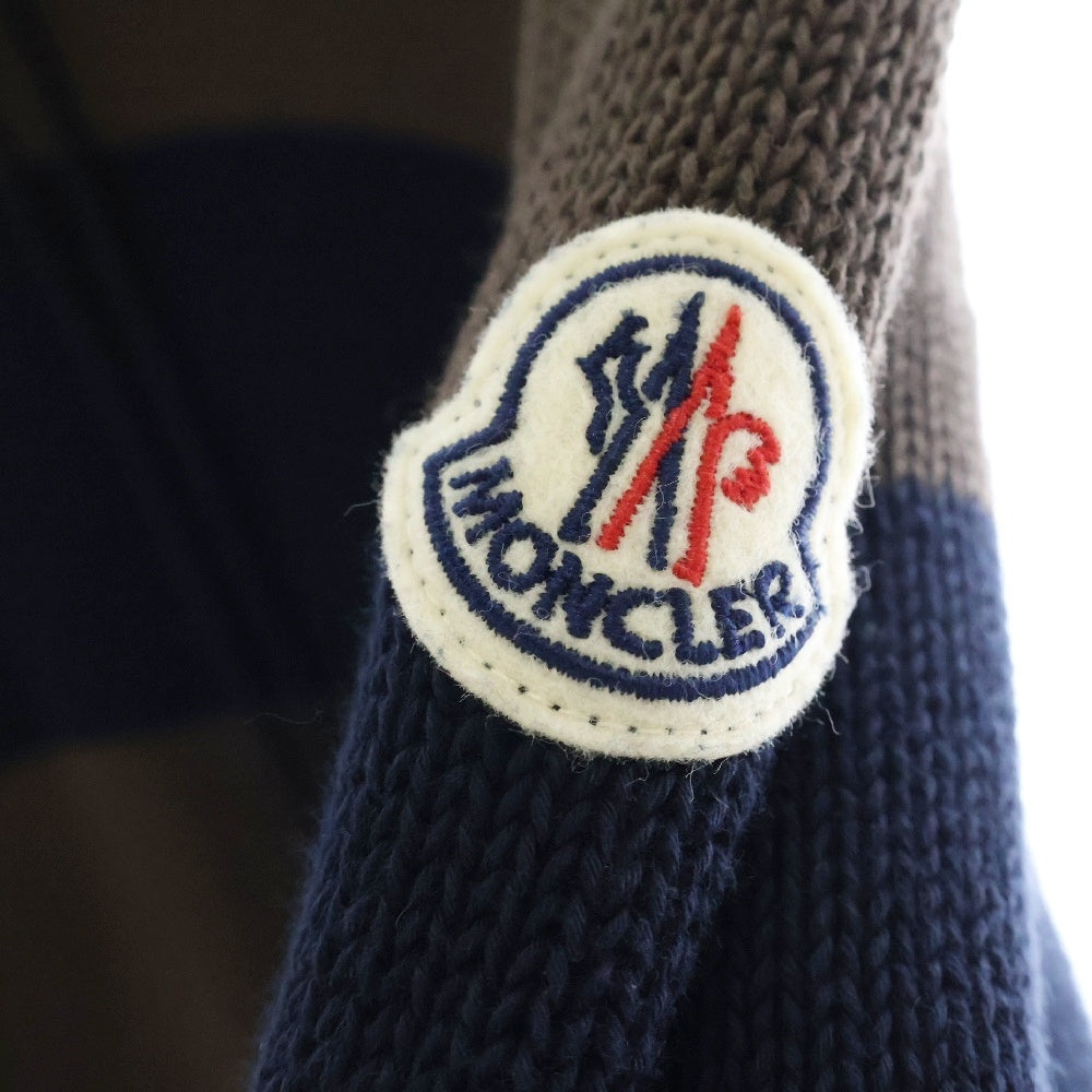 MONCLER(モンクレール) 24AW GIROCOLLO CON CAPPUCCIO ロゴワッペン プルオーバーニットパーカー ブラウン J20919G00001