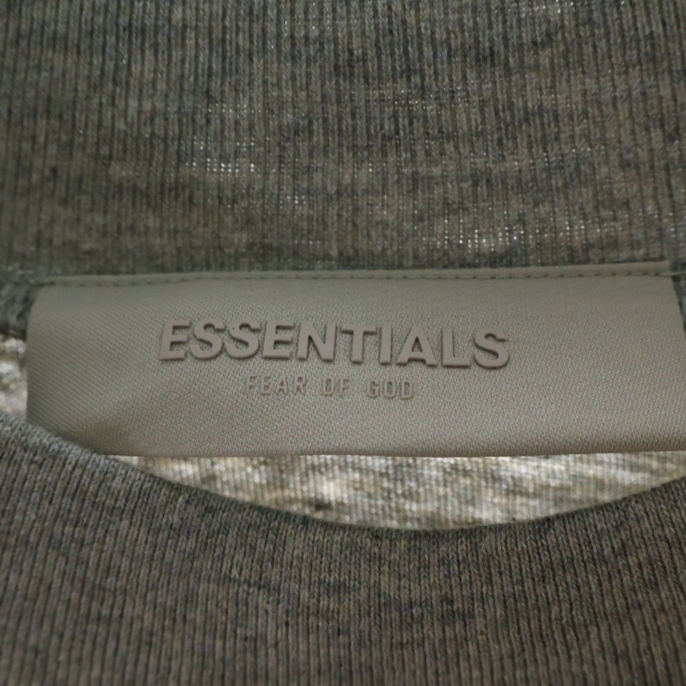 FEAR OF GOD ESSENTIALS(フィアオブゴッド エッセンシャルズ) L/S T-SHIRT フェルトロゴ 長袖Tシャツ ロンT グレー