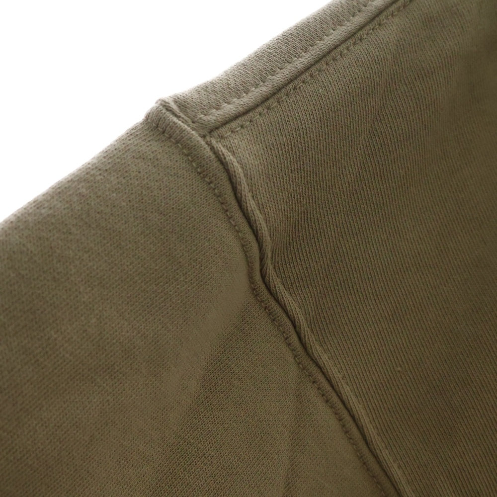 FEAR OF GOD ESSENTIALS(フィアオブゴッド エッセンシャルズ) HENLY RUGBY フェルトロゴ 長袖スウェットポロシャツ ラガーシャツ ブラウン