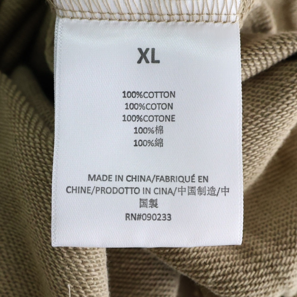 FEAR OF GOD ESSENTIALS(フィアオブゴッド エッセンシャルズ) HENLY RUGBY フェルトロゴ 長袖スウェットポロシャツ ラガーシャツ ブラウン