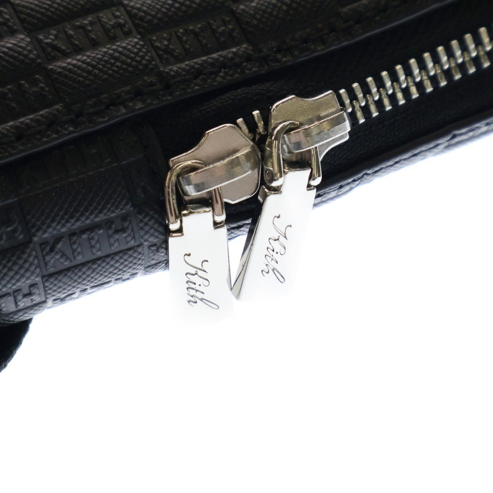 KITH(キス) Monogram Leather Stagg Crossbody モノグラム レザースタッグ クロスボディ ショルダーバッグ ブラック KHM040127